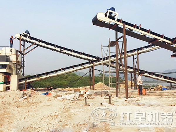 時產20噸河沙制砂機工作現場 時產20噸河沙制砂機工作現場
