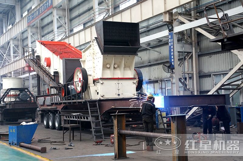 時產(chǎn)150噸建筑垃圾移動破碎機(jī)，可定制