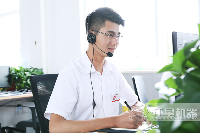 24小時(shí)客服接待，隨時(shí)待命解決用戶(hù)疑惑