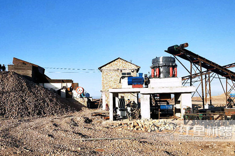 湖北年產30萬噸石子破碎生產現場 湖北年產30萬噸石子破碎生產現場