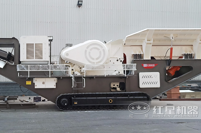 新型移動(dòng)破碎機(jī),高產(chǎn)效能高投資少 新型移動(dòng)破碎機(jī),高產(chǎn)效能高投資少