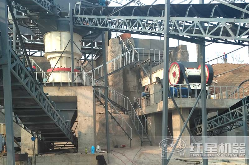 江蘇客戶河卵石破碎加工石子現(xiàn)場 江蘇客戶河卵石破碎加工石子現(xiàn)場