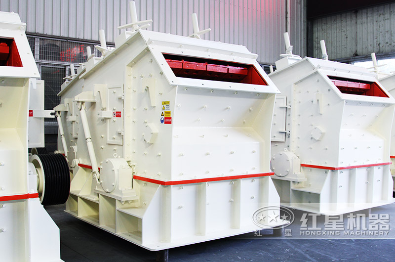 小型反擊式破碎機(jī)圖片 小型反擊式破碎機(jī)圖片