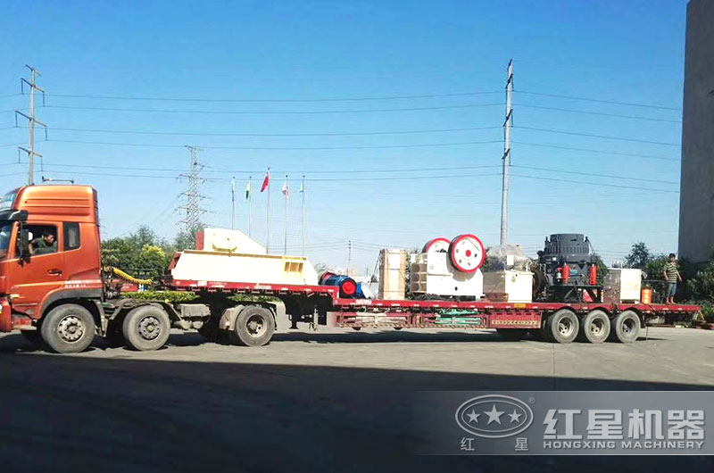 全套年產(chǎn)80萬(wàn)噸砂石生產(chǎn)線設(shè)備發(fā)貨 全套年產(chǎn)80萬(wàn)噸砂石生產(chǎn)線設(shè)備發(fā)貨