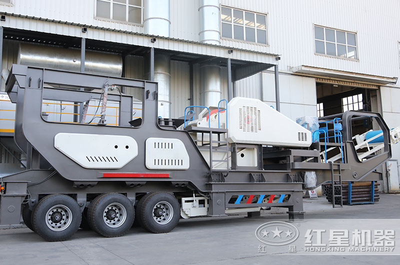 移動式廢舊紅磚粉碎機(jī)圖片 移動式廢舊紅磚粉碎機(jī)圖片