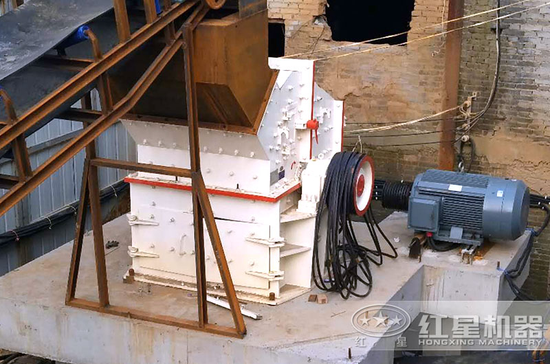 山東客戶青石破碎生產(chǎn)線圖片 山東客戶青石破碎生產(chǎn)線圖片