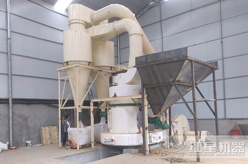 打石粉加工客戶現(xiàn)場(chǎng)實(shí)拍 打石粉加工客戶現(xiàn)場(chǎng)實(shí)拍